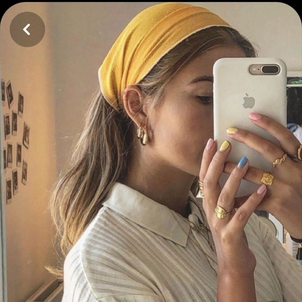 Yellow bandana